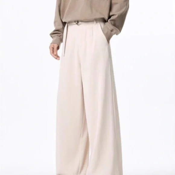 High-Rise Wide-Leg Cream Trousers with Belt - Picture 3 of 3